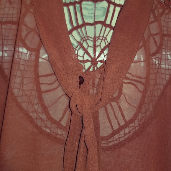 FOREVER 21 Rust Sheer Sleeveless Blouse - Picture 6 of 8